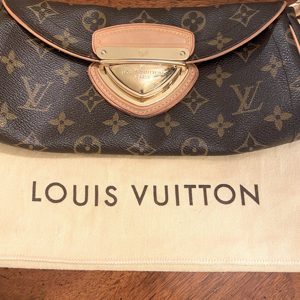 Beverly Pochette Louis Vuitton